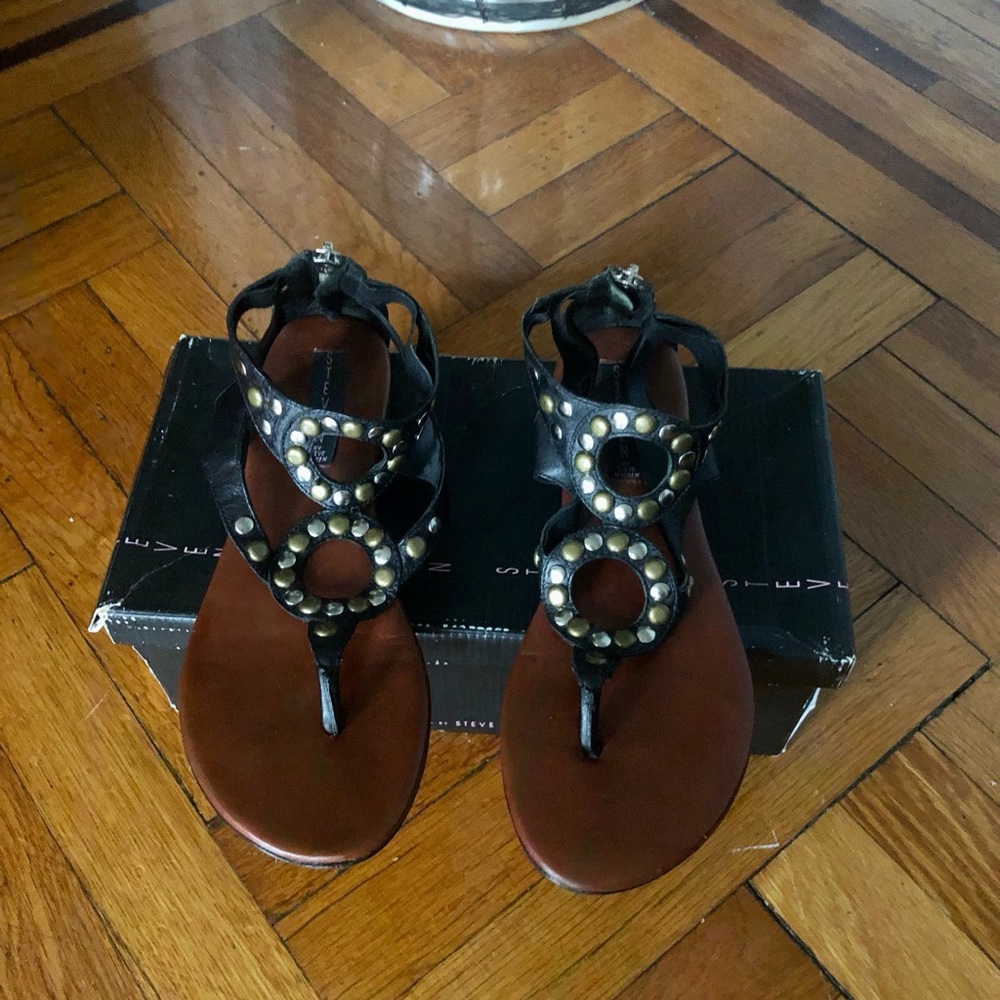 STEVEN by Steve Madden Women's Kaprise Studded Flat Sandal